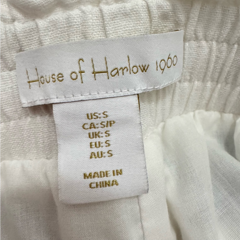 House of Harlow 1960 White Shorts with Green Leaf Embroidery - Picture 3 of 10